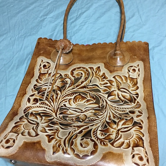 Patricia Nash Handbags - Patricia Nash Metallic Folklore Cavo Tote